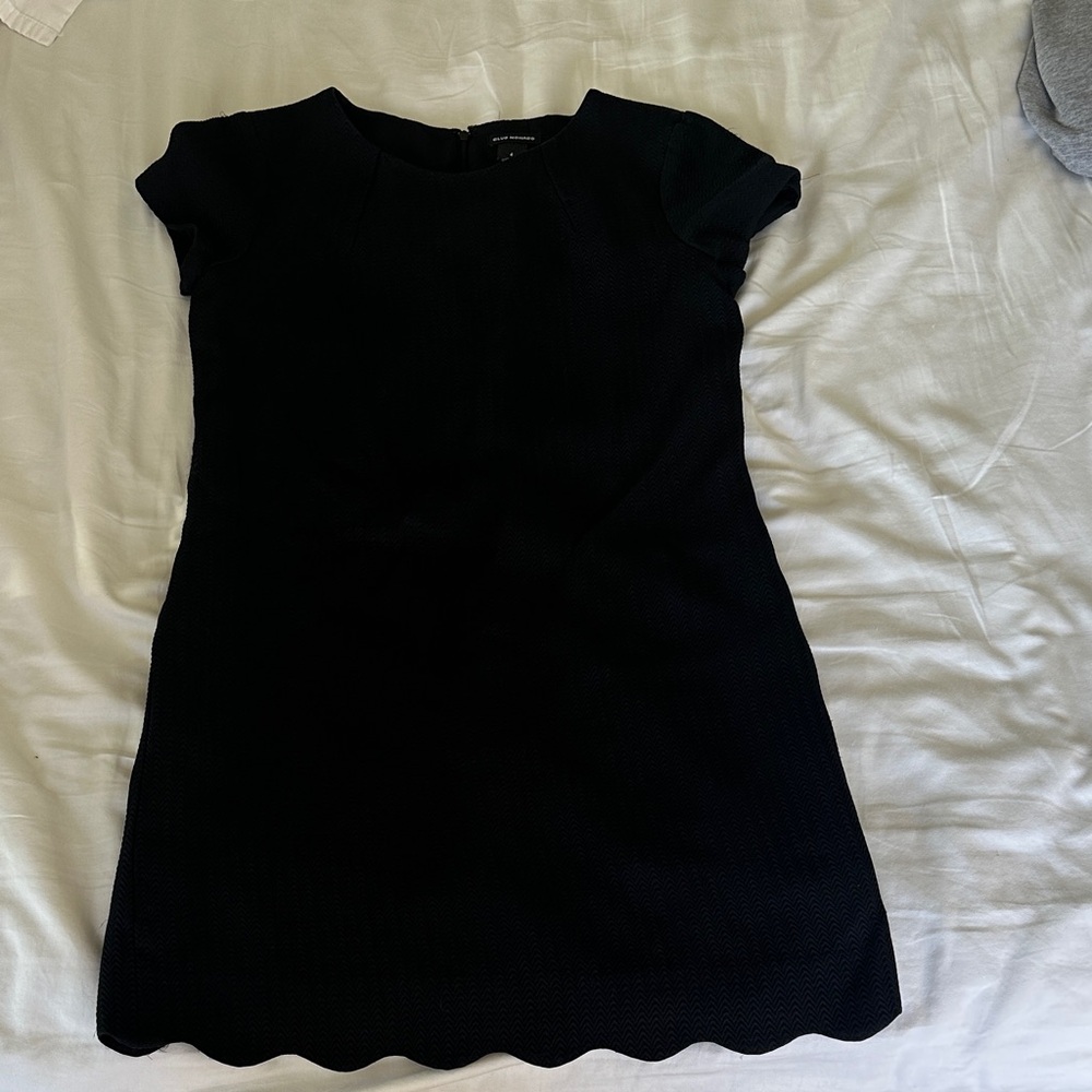 Club Monaco Black Scallop Hem Cap Sleeve Dress